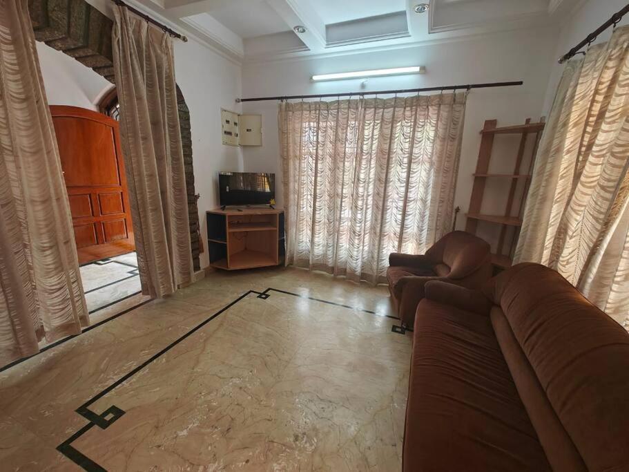 Waterfall Villa - 4Bhk Mysore Exterior photo